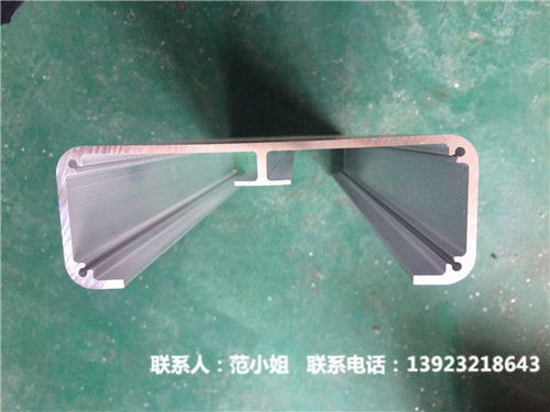 南軒鋁業(yè) 以豐富經(jīng)驗(yàn)鍛造卓越品質(zhì)，贏得客戶(hù)廣泛認(rèn)可的湖南鋁制品加工領(lǐng)軍者